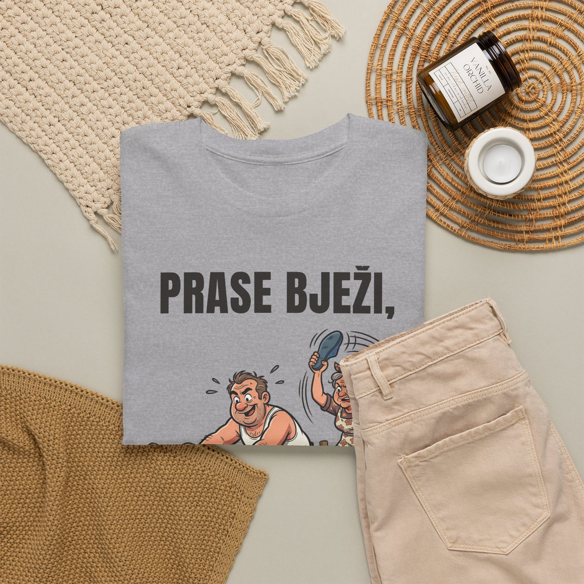 Majica „Prase bježi, žena stiže”